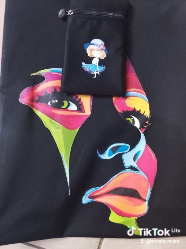 Tote bag